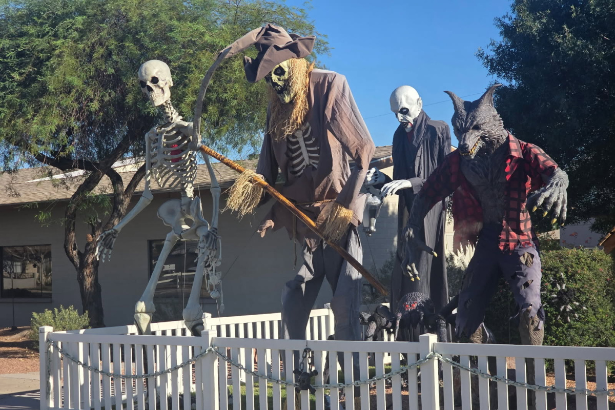 Boulder City’s Halloween House lights up Fifth Street