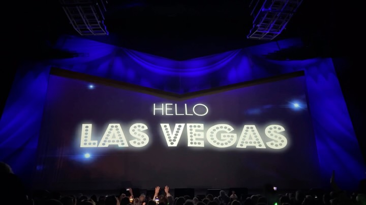 Barry Manilow wraps a weekend at Westgate Las Vegas